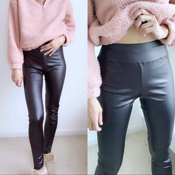 BLACK HIGH WAIST LEATHER LEGGINGS - Picture 1 of 5